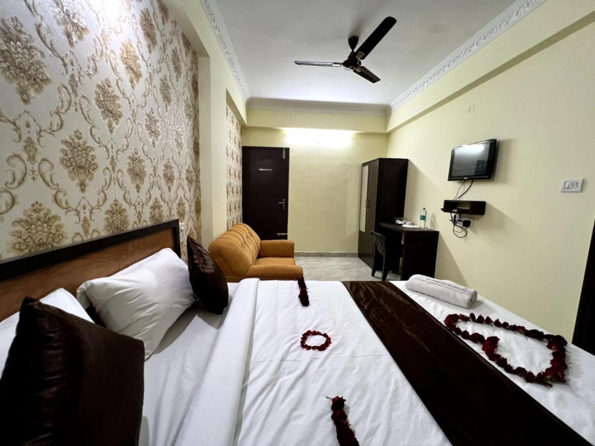 Hotel East Park Electronic City Kammasandra Esterno foto