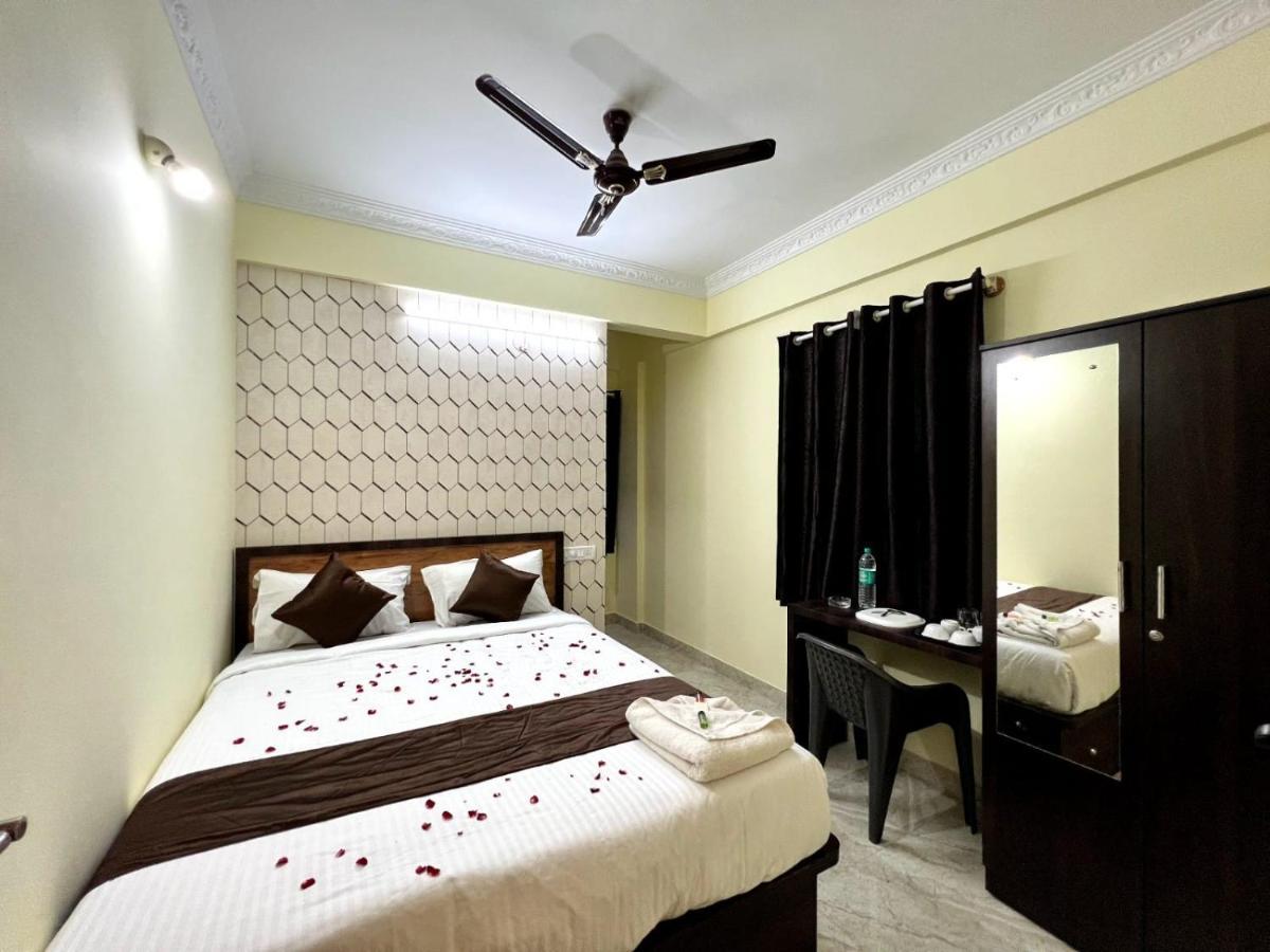 Hotel East Park Electronic City Kammasandra Esterno foto