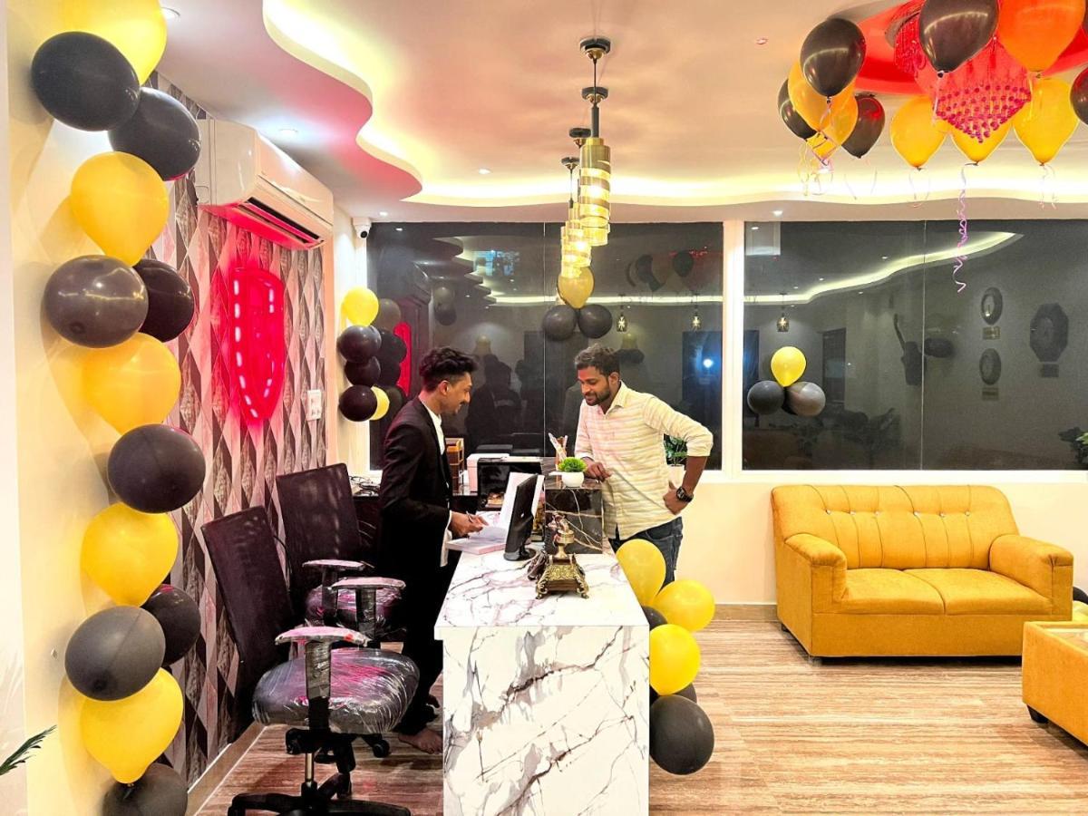 Hotel East Park Electronic City Kammasandra Esterno foto