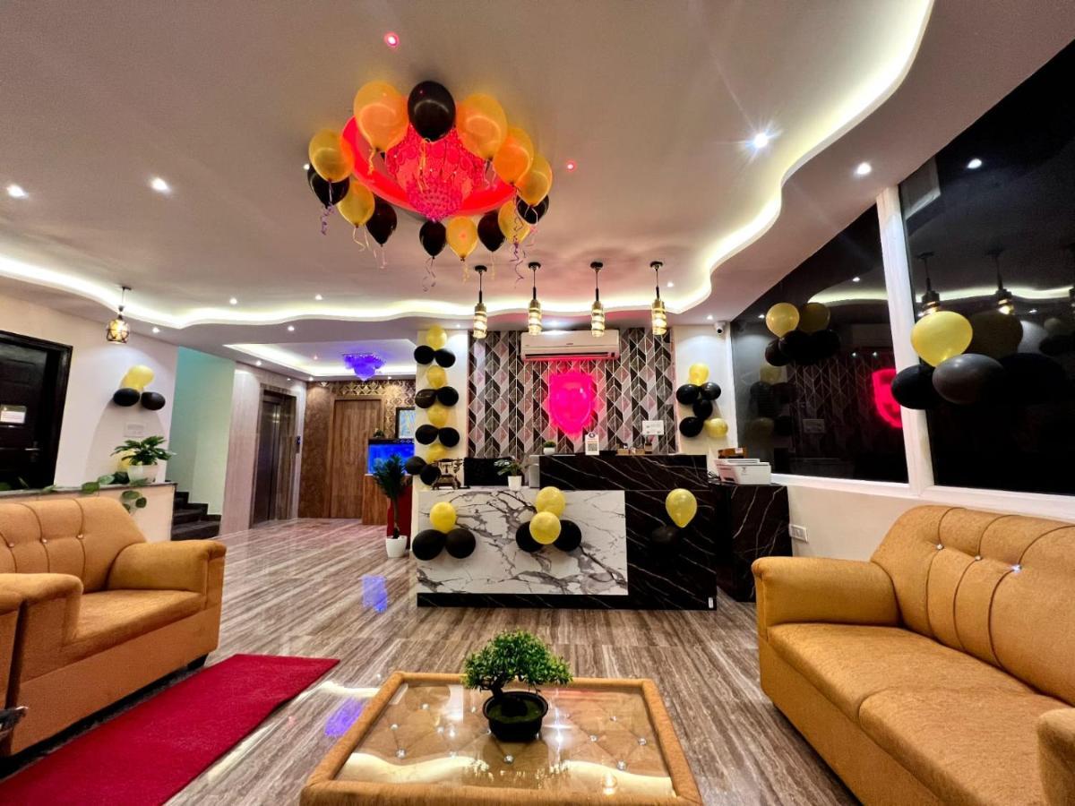 Hotel East Park Electronic City Kammasandra Esterno foto